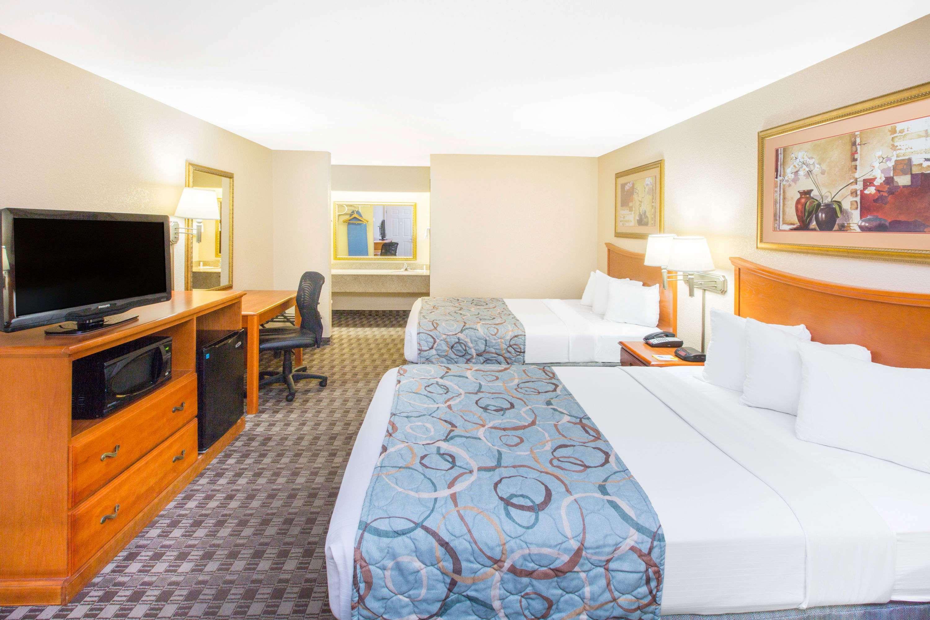 Days Inn By Wyndham Lonoke Екстериор снимка