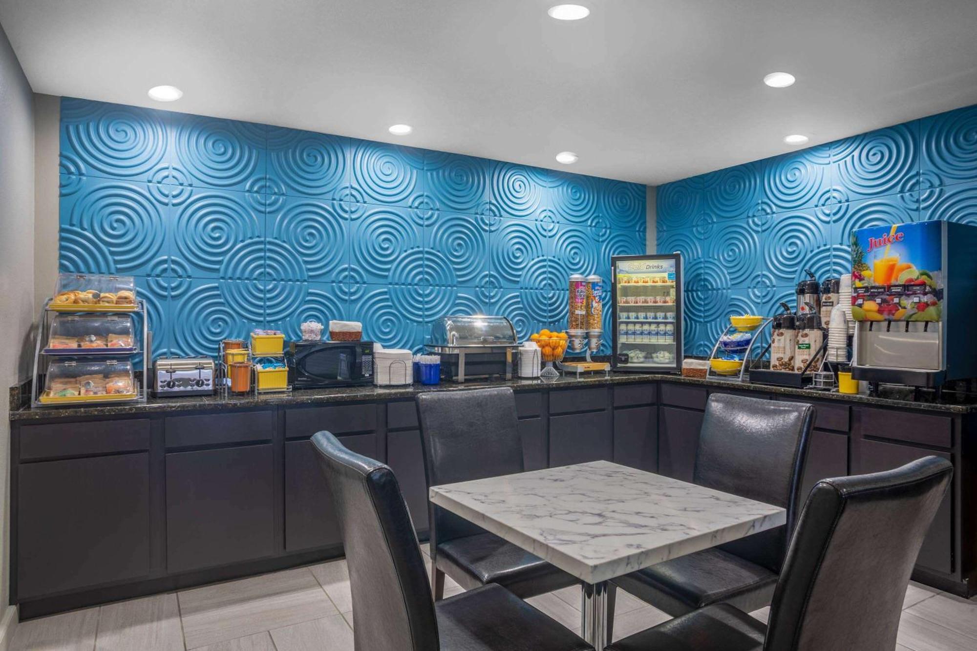 Days Inn By Wyndham Lonoke Екстериор снимка